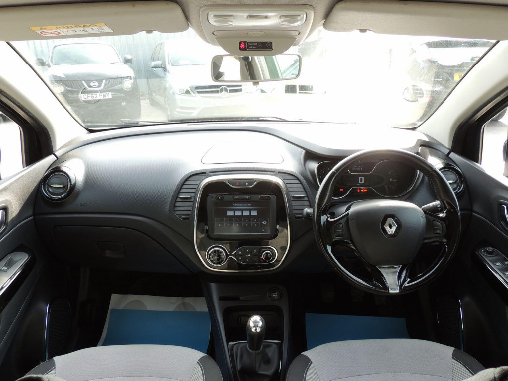 RENAULT CAPTUR