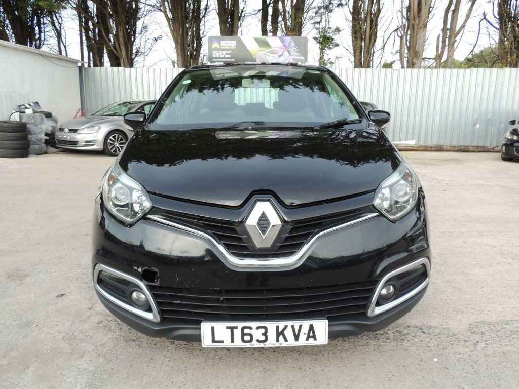 RENAULT CAPTUR