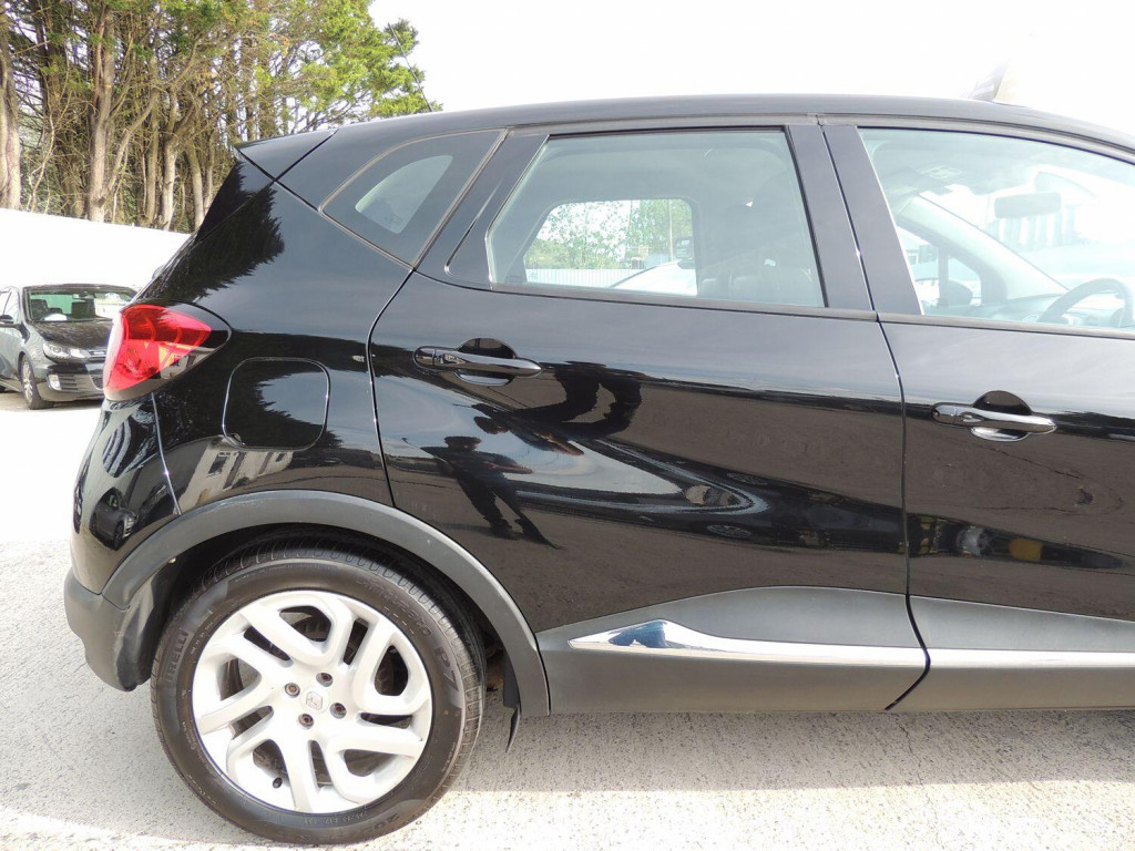 RENAULT CAPTUR