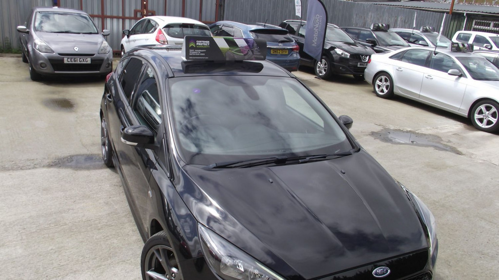 FORD FOCUS