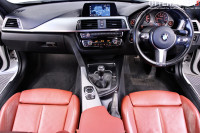 BMW 3 SERIES (2018)