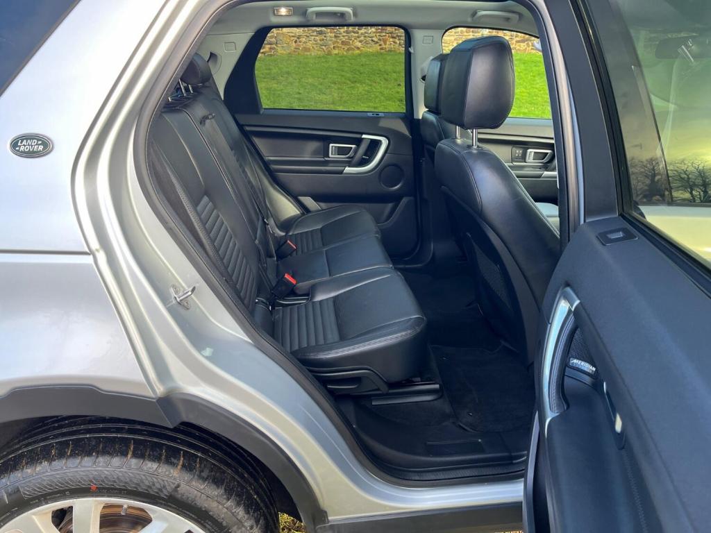 LAND ROVER DISCOVERY SPORT