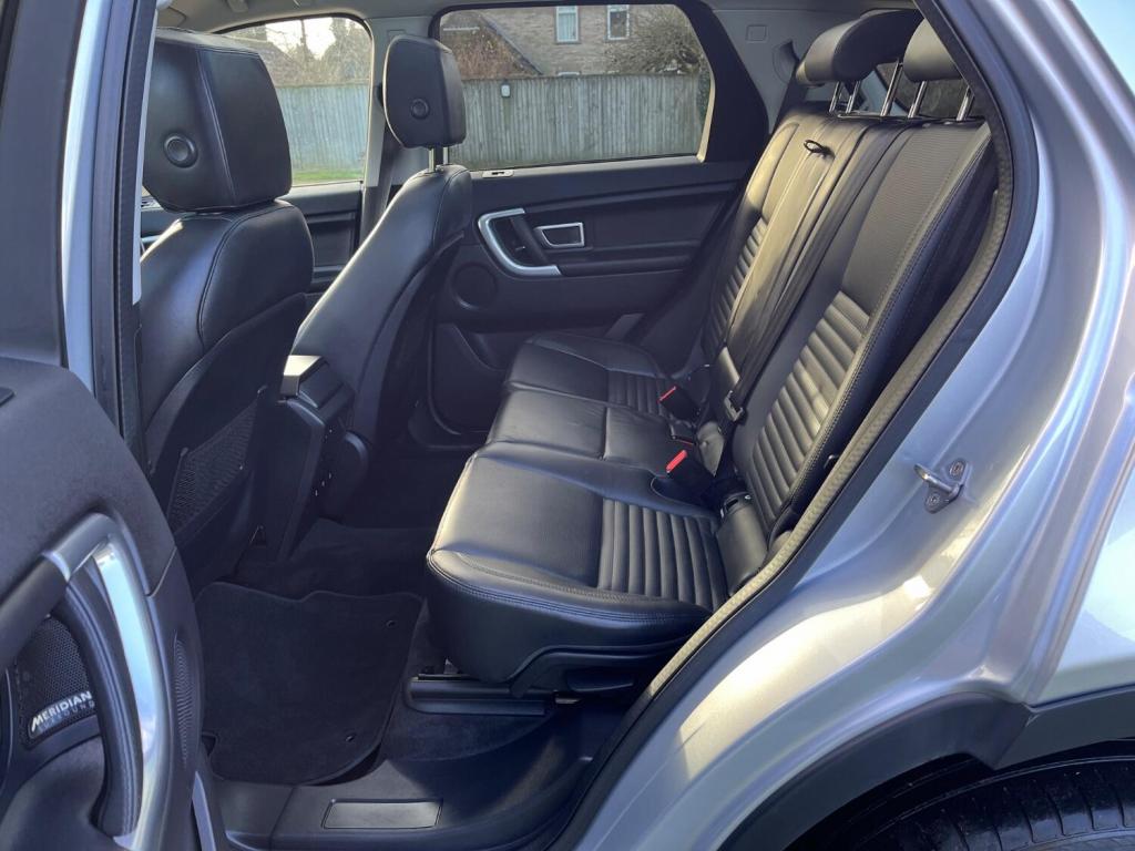 LAND ROVER DISCOVERY SPORT