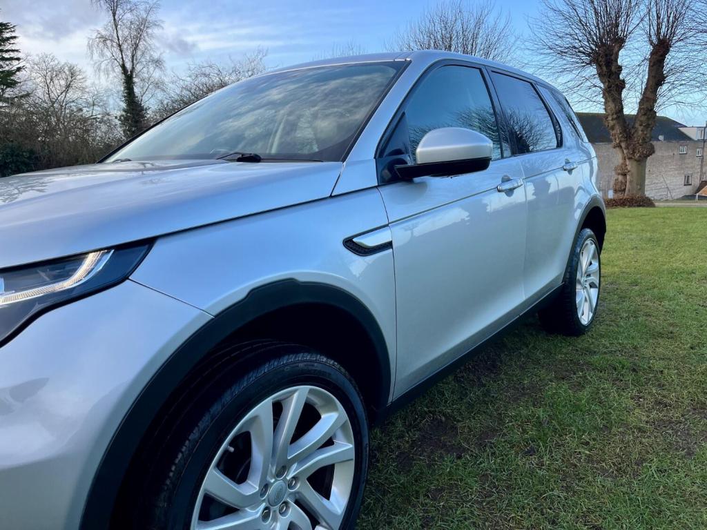 LAND ROVER DISCOVERY SPORT