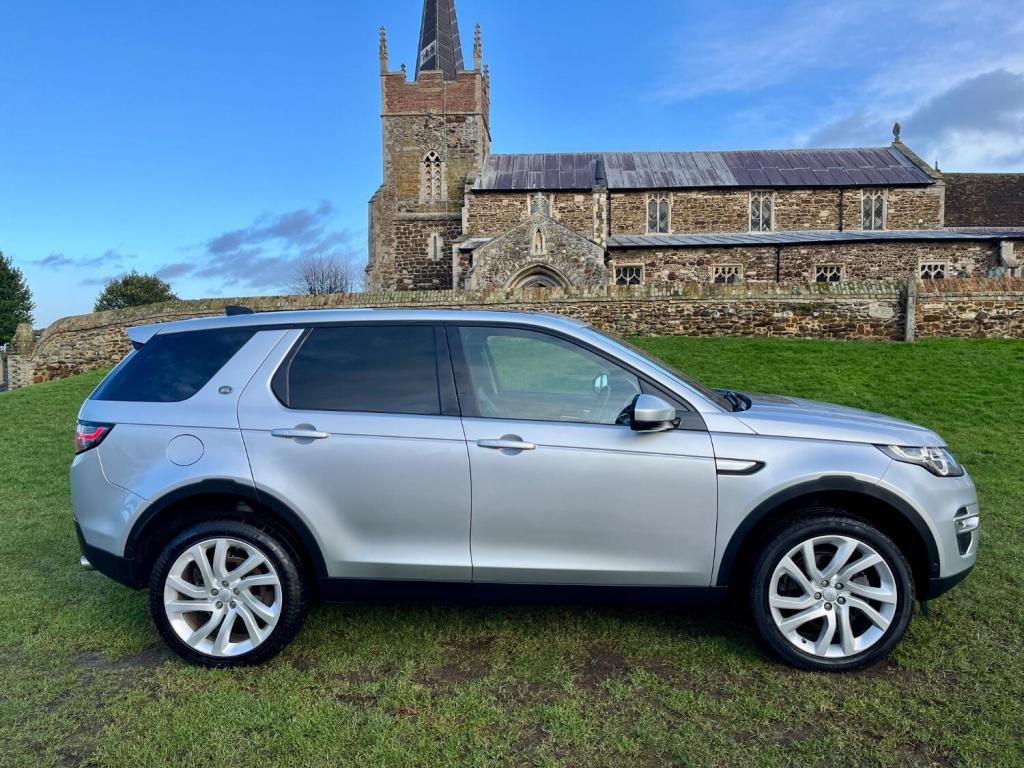 LAND ROVER DISCOVERY SPORT