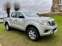 NISSAN NAVARA