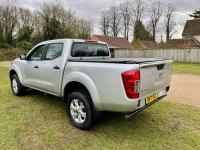 NISSAN NAVARA