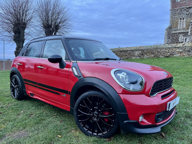 MINI COUNTRYMAN