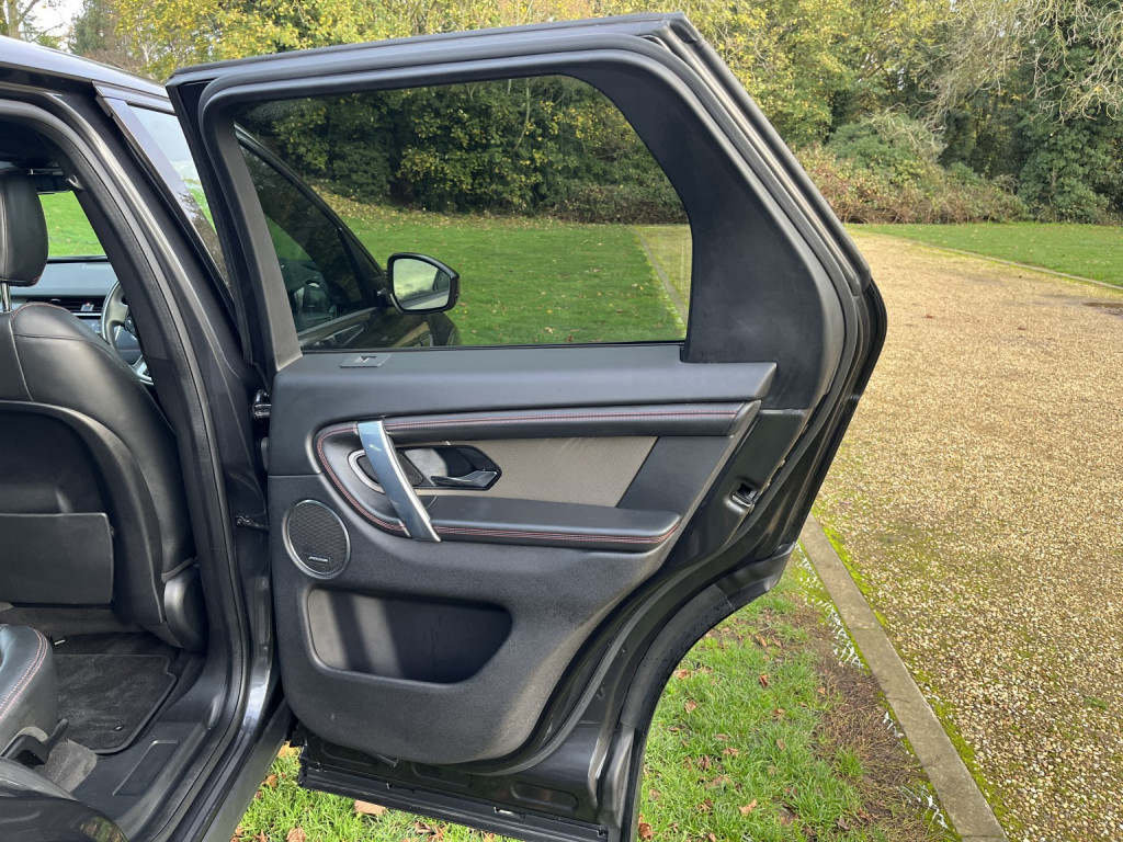 LAND ROVER DISCOVERY SPORT