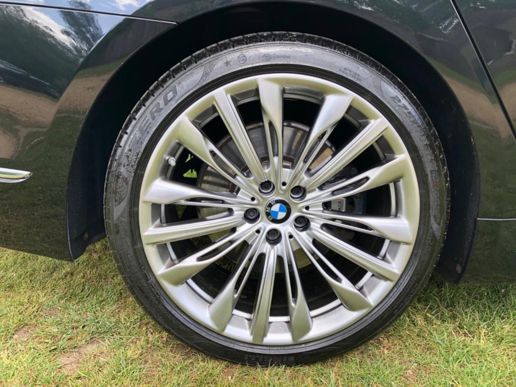 BMW 7 SERIES