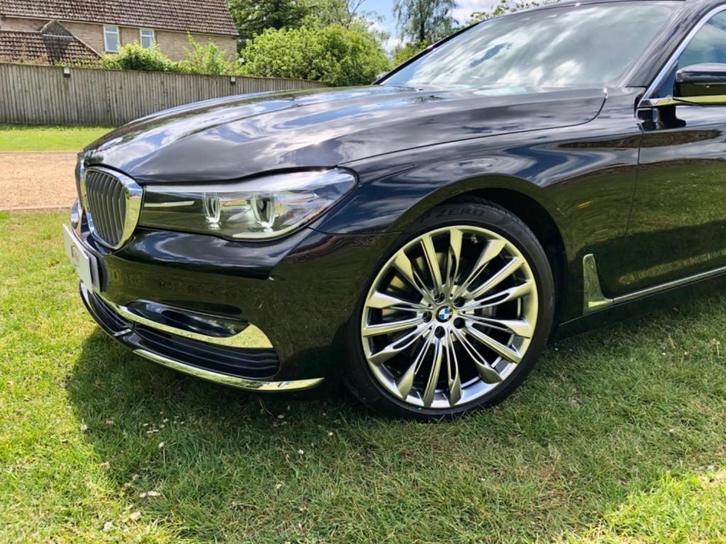BMW 7 SERIES