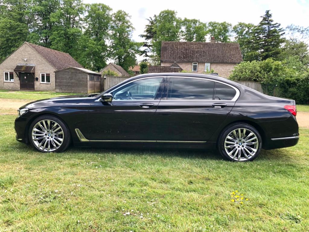 BMW 7 SERIES