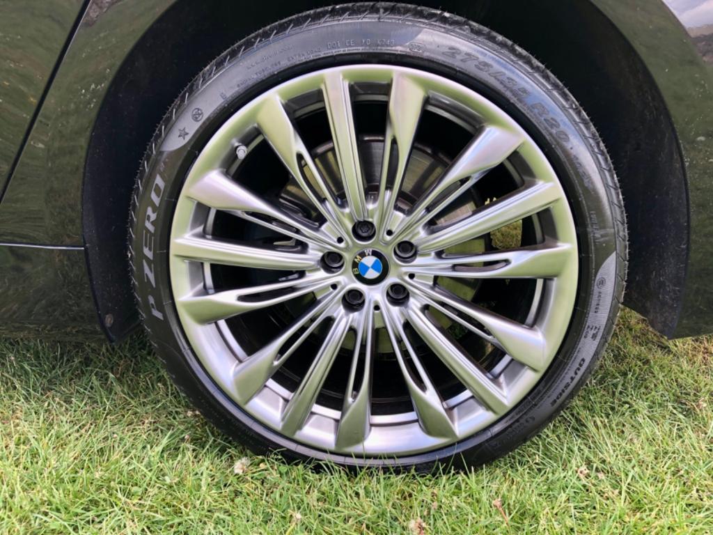 BMW 7 SERIES