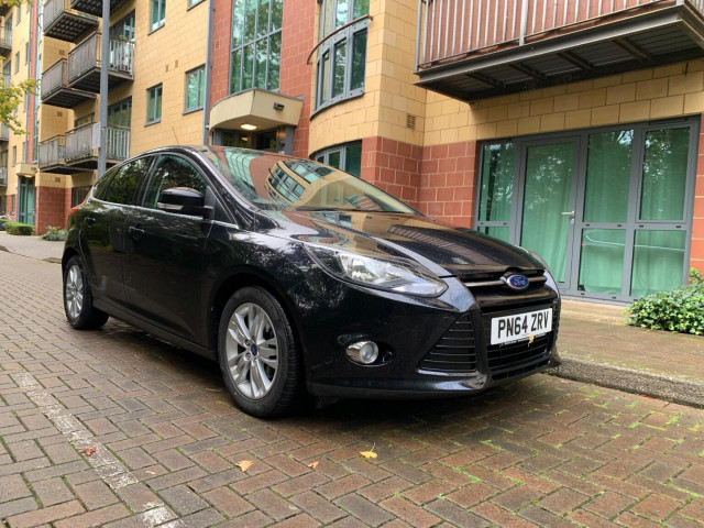 FORD FOCUS 1.0T EcoBoost Titanium Navigator Euro 5 (s/s) 5dr