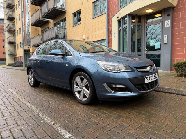 VAUXHALL ASTRA 1.6 16v SRi Auto Euro 5 5dr