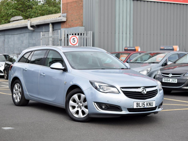 VAUXHALL INSIGNIA