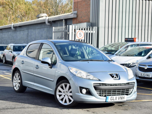 PEUGEOT 207