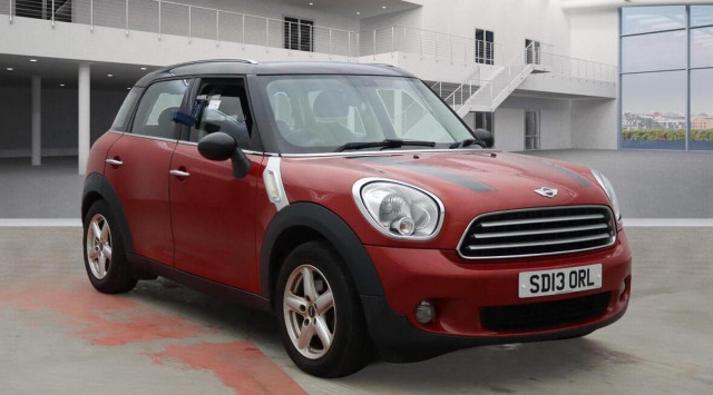 MINI COUNTRYMAN