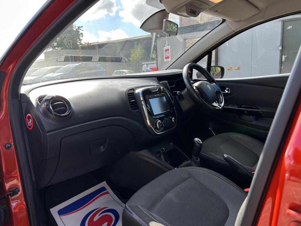 RENAULT CAPTUR