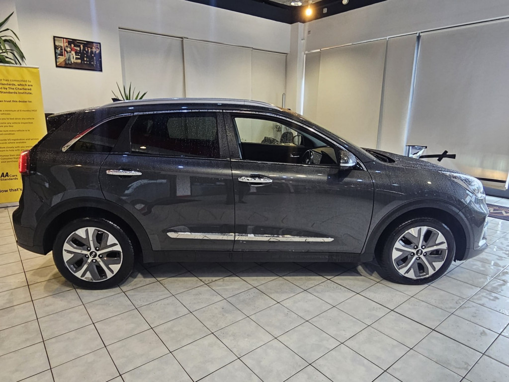 KIA NIRO