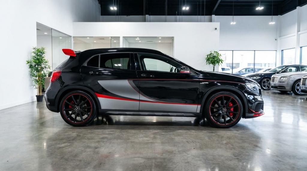 MERCEDES-BENZ GLA CLASS