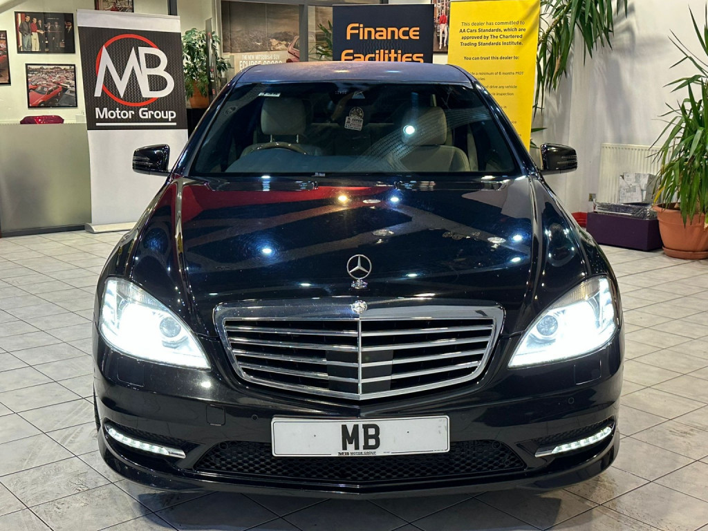 MERCEDES-BENZ