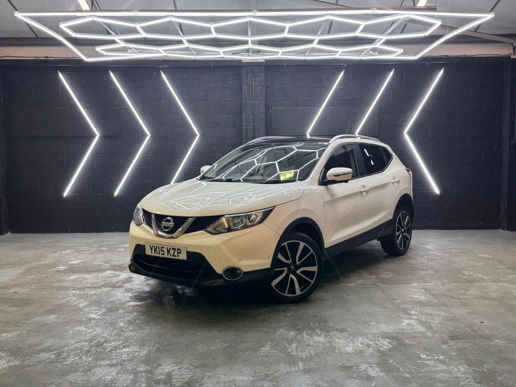 NISSAN QASHQAI 1.6 dCi Tekna 2WD Euro 5 (s/s) 5dr