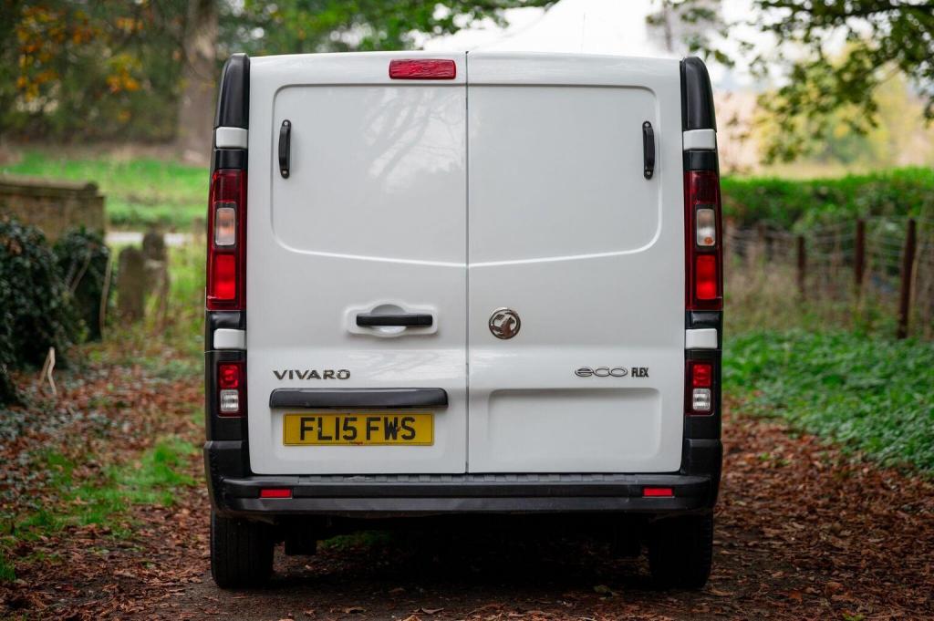 VAUXHALL VIVARO