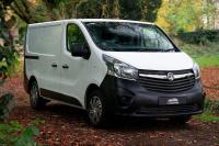 VAUXHALL VIVARO