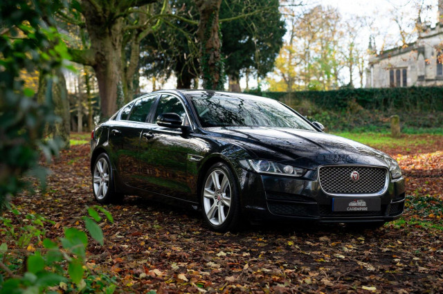 JAGUAR XE