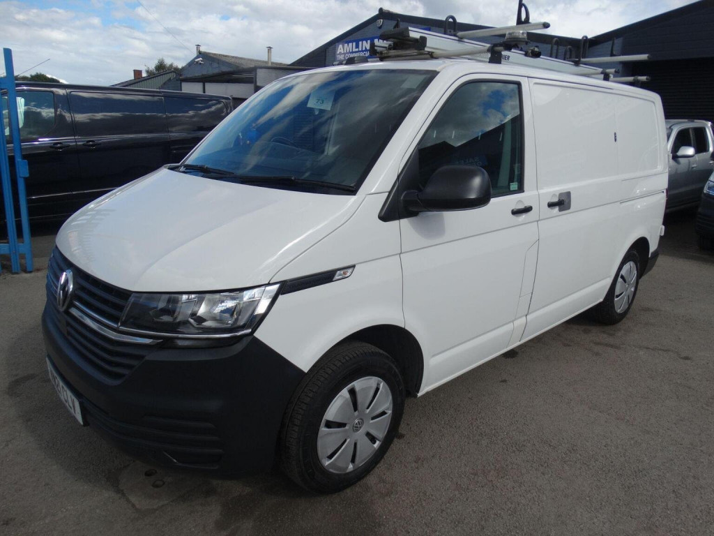 VOLKSWAGEN TRANSPORTER 2.0 TDI T28 Startline FWD SWB Euro 6 (s/s) 5dr