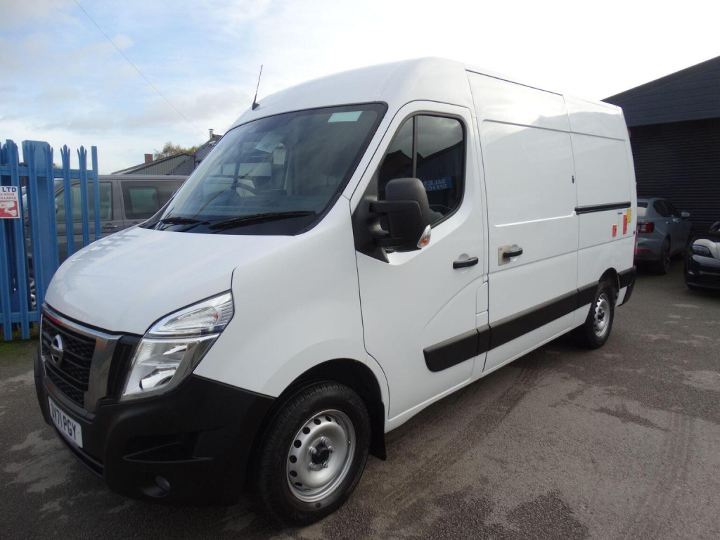 NISSAN NV400 2.3 dCi 35 Tekna FWD L2 H2 Euro 6 5dr