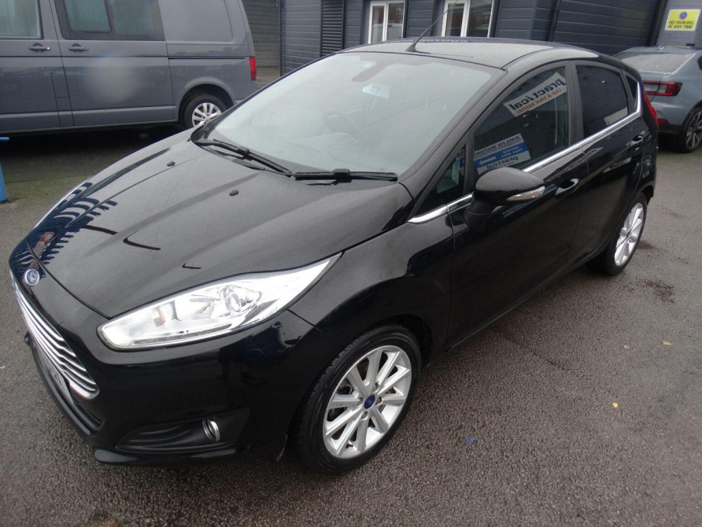 FORD FIESTA 1.0T EcoBoost Titanium Euro 6 (s/s) 5dr