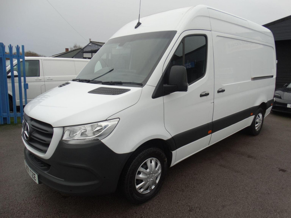 MERCEDES-BENZ SPRINTER 2.0 317 CDI Premium RWD L2 H2 Euro 6 (s/s) 5dr