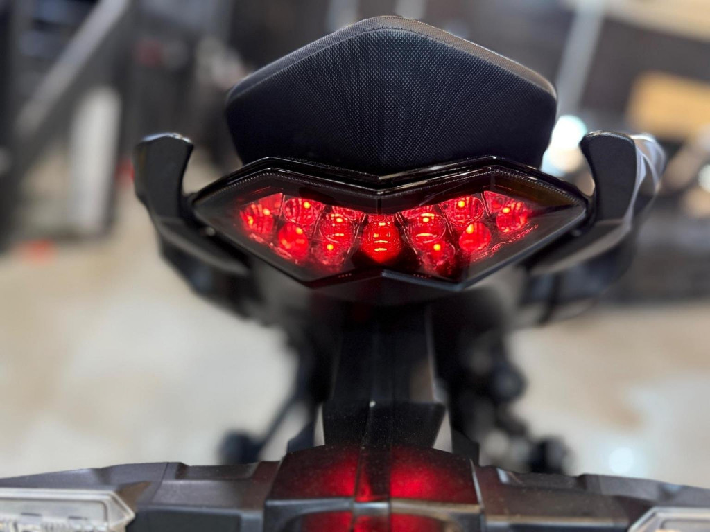 KAWASAKI NINJA 1000SX