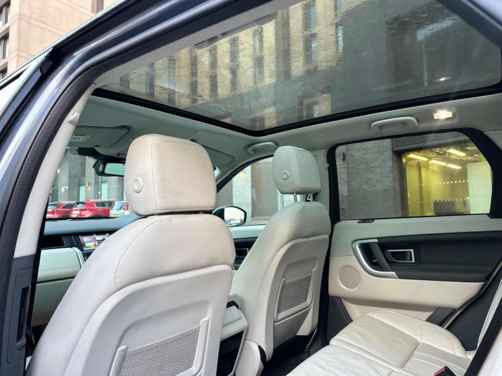 LAND ROVER DISCOVERY SPORT