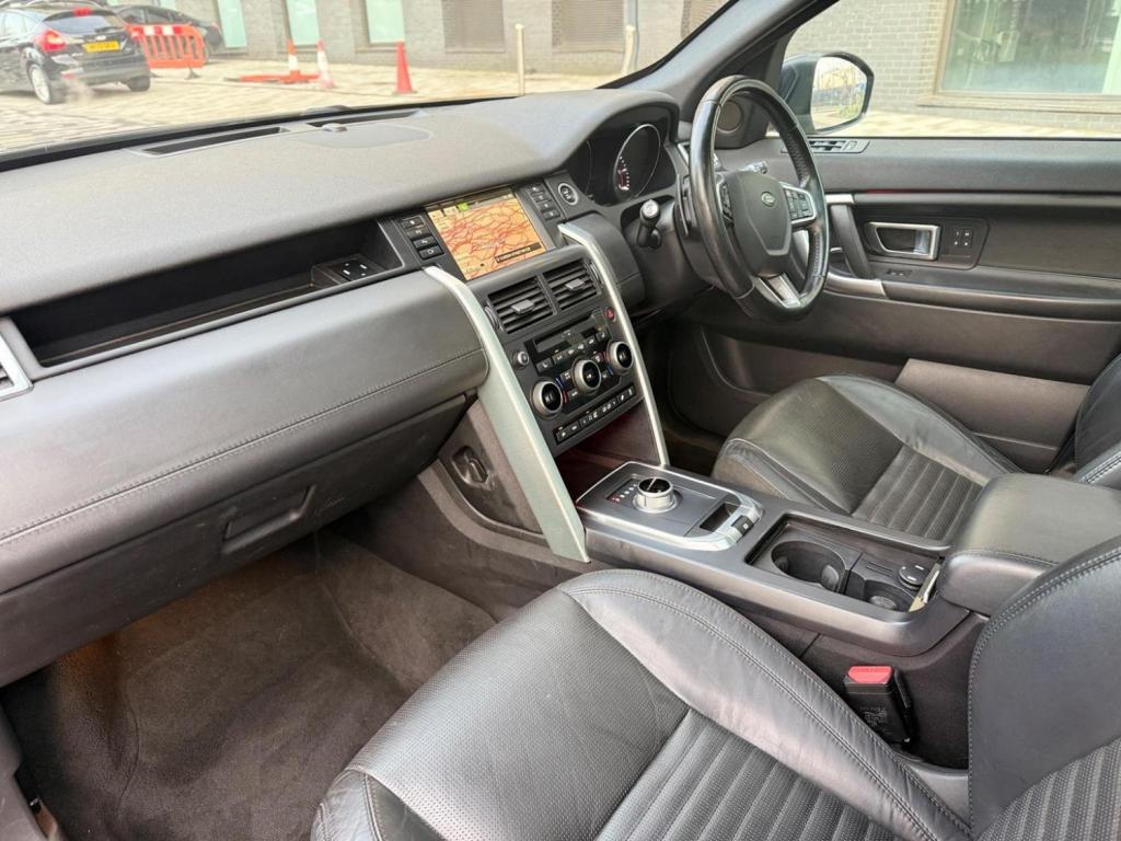 LAND ROVER DISCOVERY SPORT