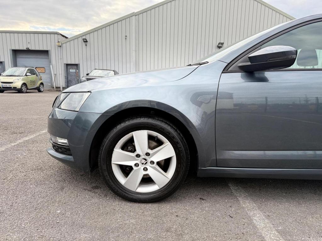 SKODA OCTAVIA
