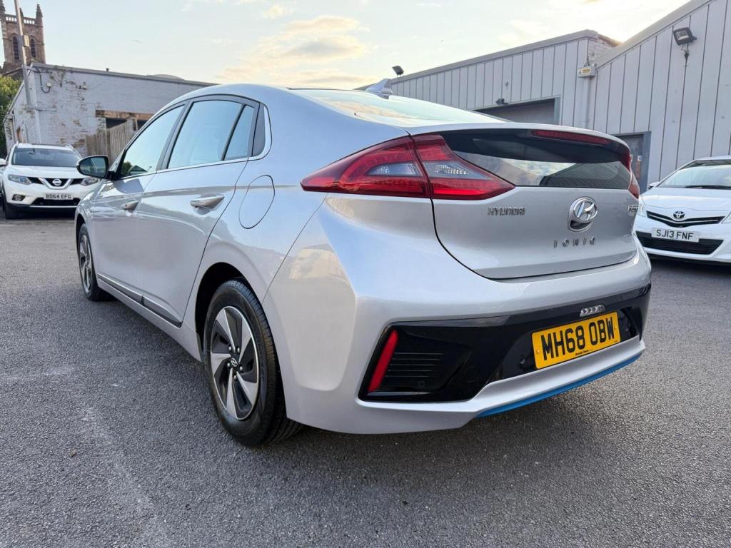 HYUNDAI IONIQ