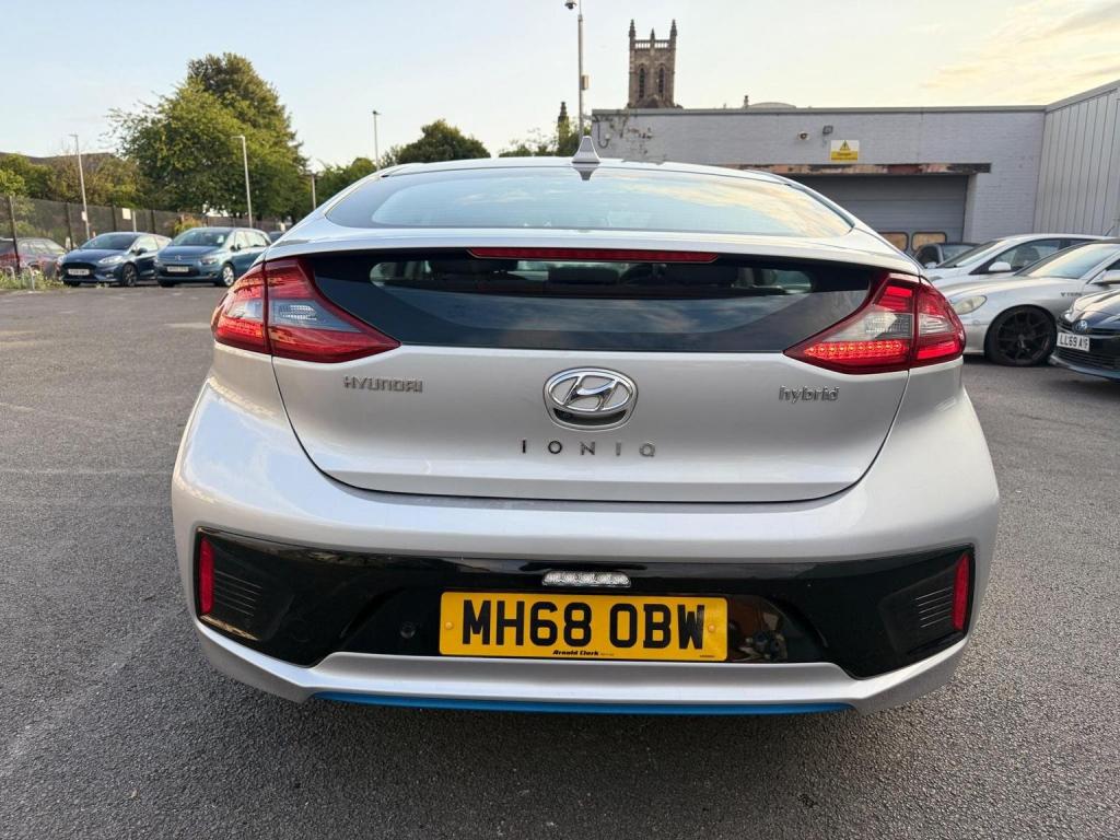 HYUNDAI IONIQ