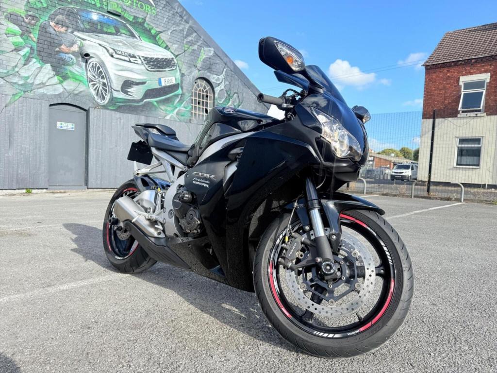 HONDA CBR1000RR Fireblade