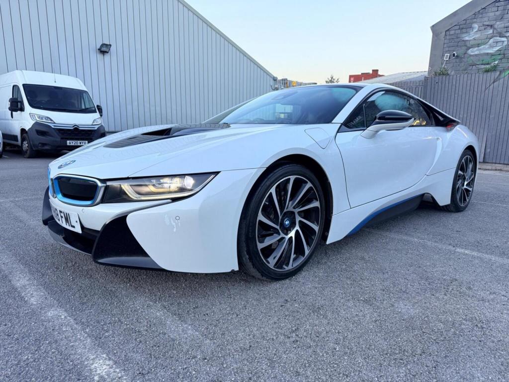 BMW I8