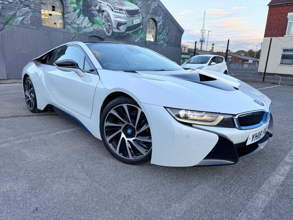 BMW I8