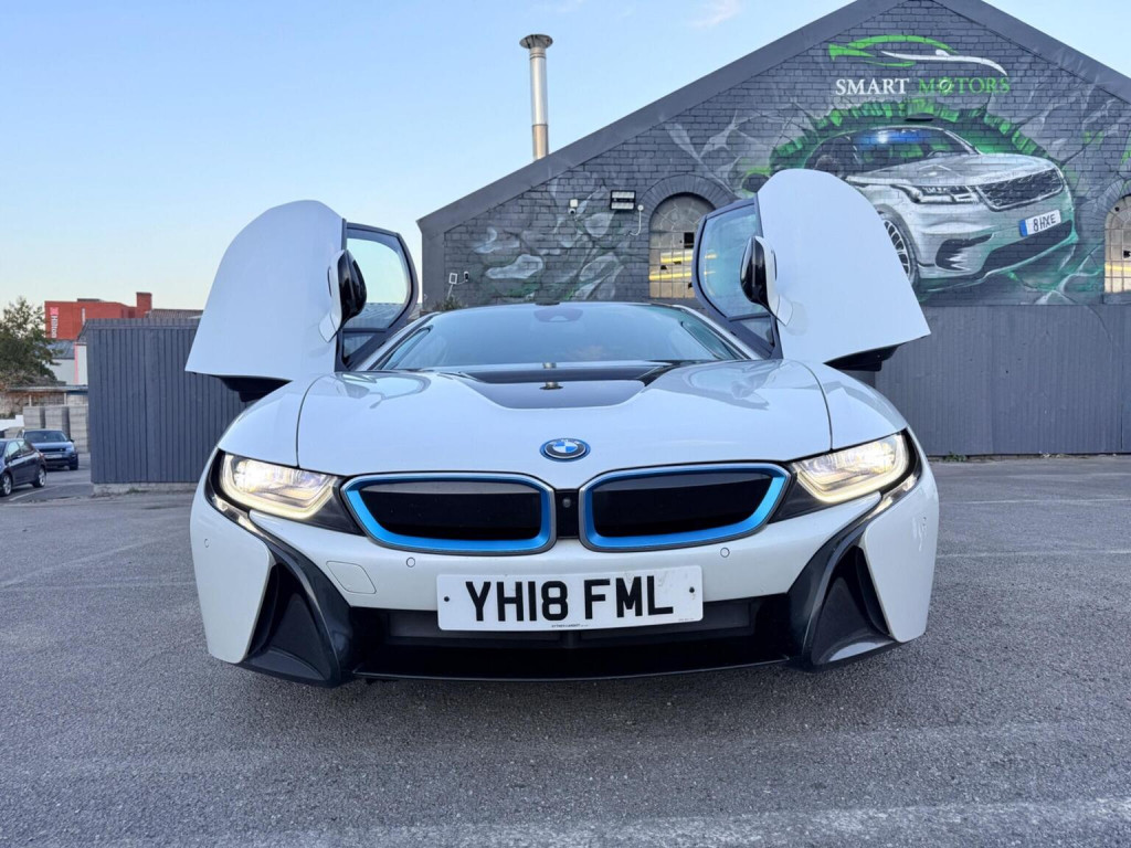BMW I8