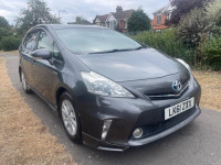TOYOTA PRIUS+