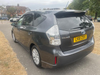 TOYOTA PRIUS+