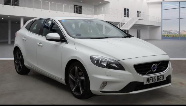 VOLVO V40 1.6 R-Design D2 (115hp)