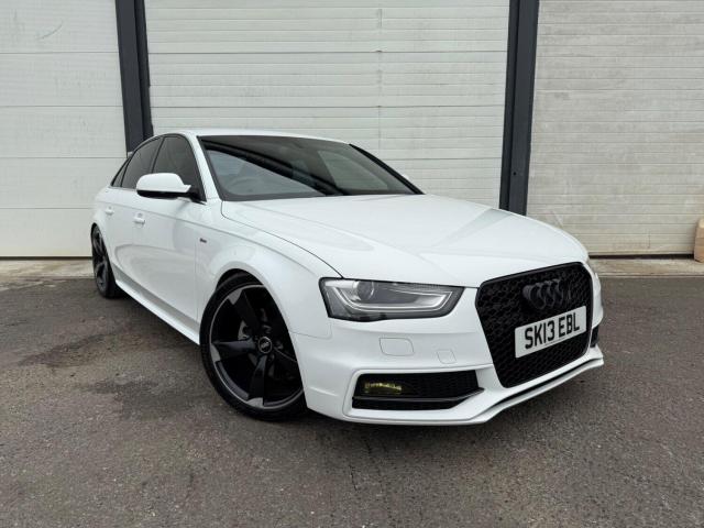 AUDI A4 2.0 TDI S line