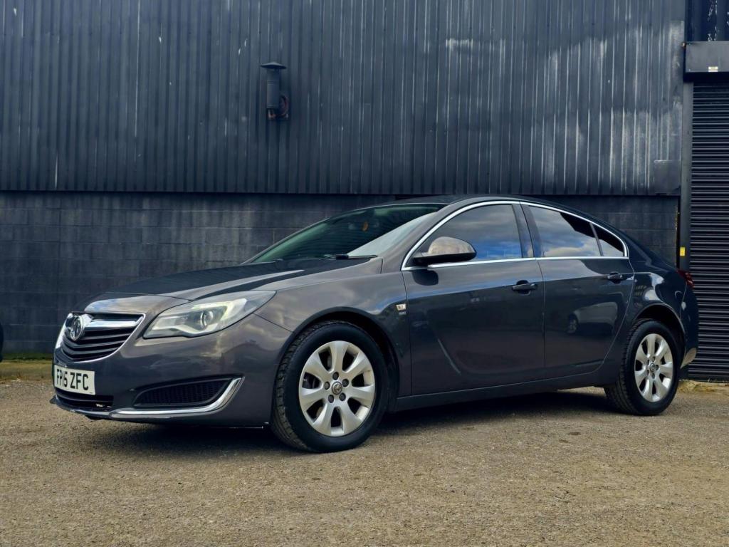 VAUXHALL INSIGNIA
