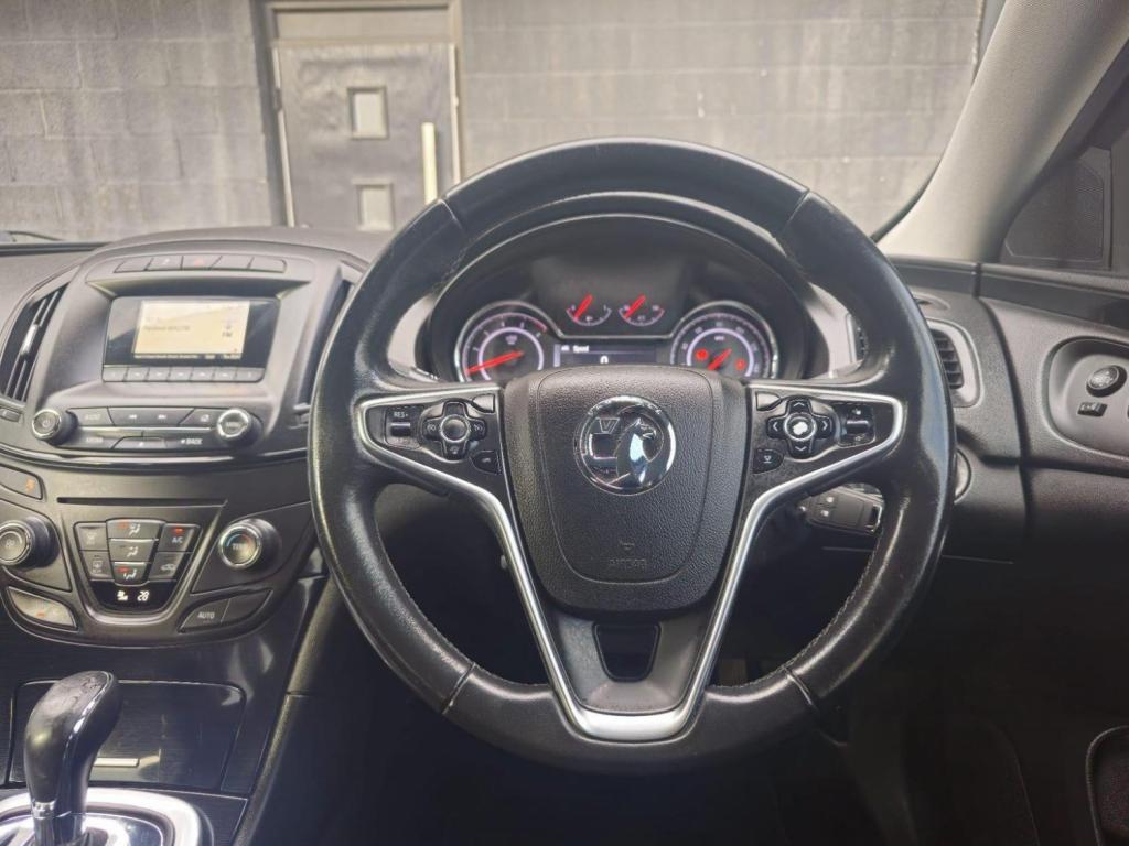 VAUXHALL INSIGNIA